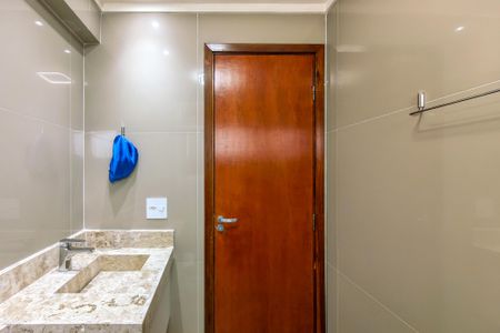 Apartamento para alugar com 94m², 3 quartos e 2 vagasBanheiro 