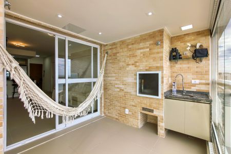 Apartamento para alugar com 94m², 3 quartos e 2 vagasSacada