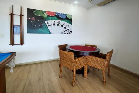 Apartamento para alugar com 94m², 3 quartos e 2 vagasSala de Jogos