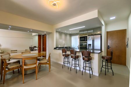 Apartamento para alugar com 94m², 3 quartos e 2 vagasSala