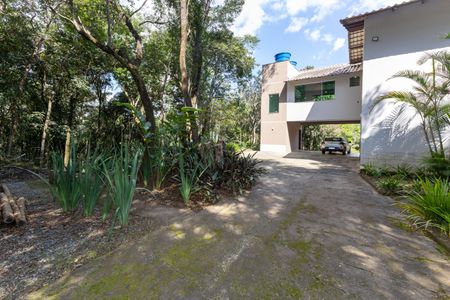 Casa de condomínio à venda com 485m², 5 quartos e 8 vagasQuintal