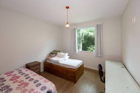Casa de condomínio à venda com 485m², 5 quartos e 8 vagasQuarto 3