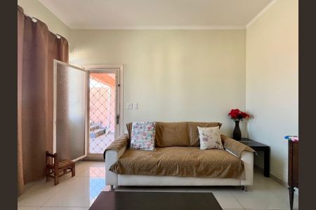 Sala de casa para alugar com 3 quartos, 200m² em Jardim Leonor, Campinas