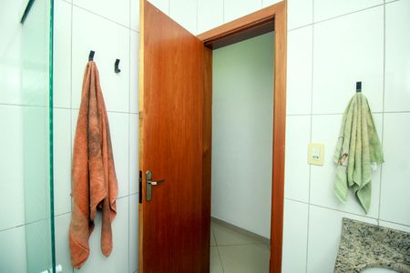 Apartamento à venda com 62m², 2 quartos e 1 vaga Apartamento à venda com 62m², 2 quartos e 1 vagaBanheiro Social