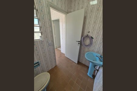 Casa à venda com 156m², 3 quartos e sem vagaBanheiro 