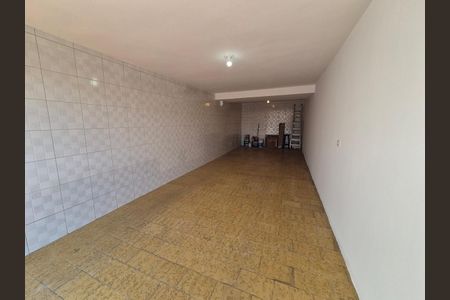 Casa à venda com 156m², 3 quartos e sem vagaÁrea externa