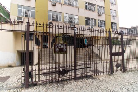 Apartamento à venda com 120m², 2 quartos e 1 vagaFachada