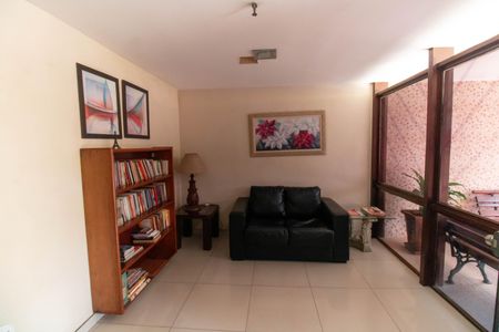 Apartamento à venda com 120m², 2 quartos e 1 vagaPortaria 