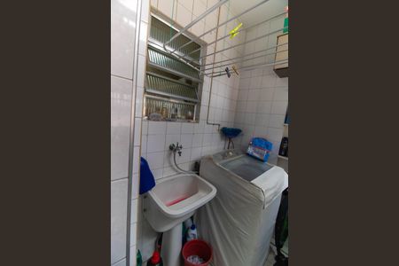 Apartamento à venda com 120m², 2 quartos e 1 vagaÁrea de Serviço