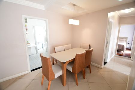 Apartamento para alugar com 105m², 3 quartos e 2 vagasSala