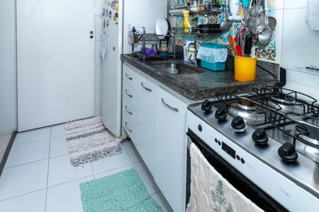 Apartamento à venda com 51m², 2 quartos e 1 vagaCozinha
