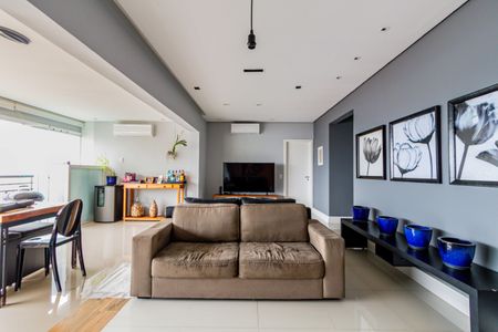 Apartamento à venda com 117m², 3 quartos e 2 vagasSala