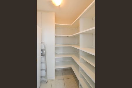 Apartamento à venda com 83m², 3 quartos e 2 vagasDespensa