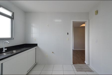 Apartamento à venda com 83m², 3 quartos e 2 vagasCozinha