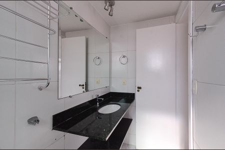 Apartamento à venda com 83m², 3 quartos e 2 vagasBanheiro Suíte