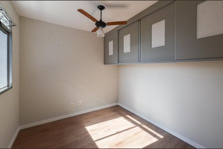 Apartamento à venda com 83m², 3 quartos e 2 vagasQuarto 2