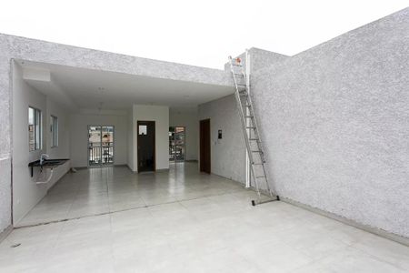 Apartamento à venda com 27m², 1 quarto e sem vagaÁrea comum - Salão de festas
