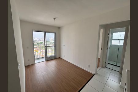 sala de apartamento para alugar com 2 quartos, 40m² em Jardim Maringa, São Paulo