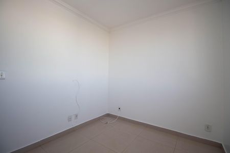 Quarto 1 de apartamento para alugar com 2 quartos, 43m² em Jardins Mangueiral, Brasília