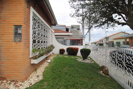 Casa à venda com 183m², 2 quartos e 2 vagasQuintal