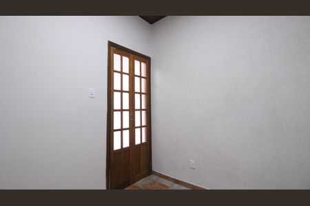 Casa para alugar com 130m², 2 quartos e 2 vagasQuarto 1