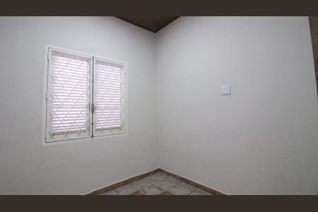 Casa para alugar com 130m², 2 quartos e 2 vagasQuarto 1