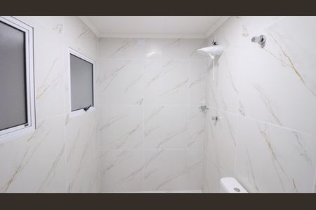 Casa para alugar com 130m², 2 quartos e 2 vagasBanheiro 