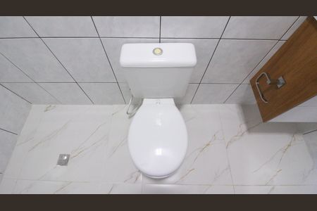 Casa para alugar com 130m², 2 quartos e 2 vagasBanheiro da Suíte