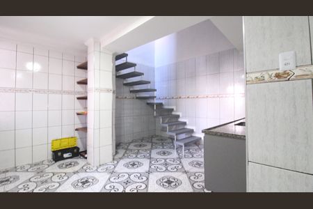 Casa para alugar com 130m², 2 quartos e 2 vagasCozinha