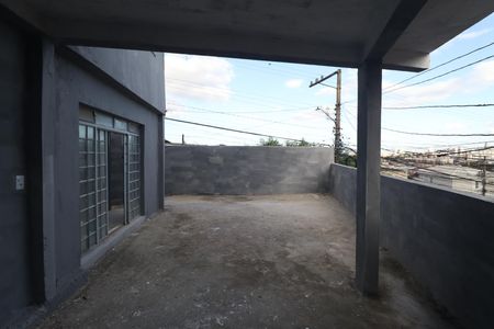 Casa para alugar com 60m², 2 quartos e 1 vaga Casa para alugar com 60m², 2 quartos e 1 vagaQuintal
