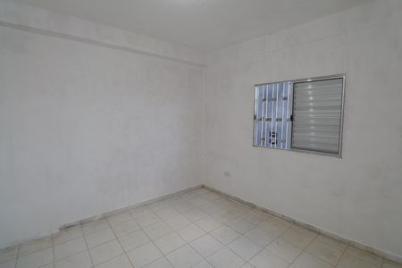 Quarto 1 de casa para alugar com 2 quartos, 60m² em Jardim Tremembe, São Paulo