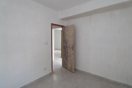 Quarto 2 de casa para alugar com 2 quartos, 60m² em Jardim Tremembe, São Paulo