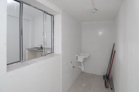 Casa para alugar com 60m², 2 quartos e 1 vaga Casa para alugar com 60m², 2 quartos e 1 vagaÁrea de Serviço