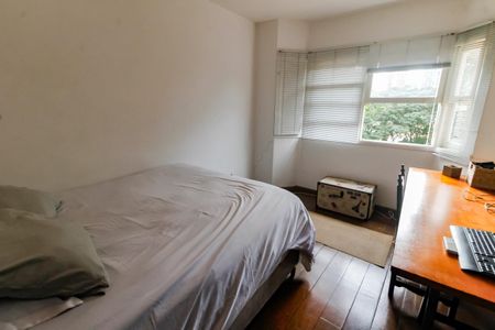 Casa à venda com 380m², 4 quartos e 3 vagasSuíte 1