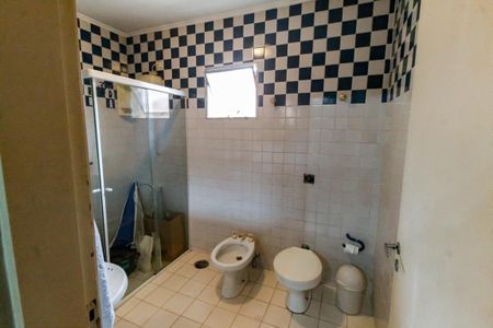 Casa à venda com 380m², 4 quartos e 3 vagasBanheiro da Suíte 4