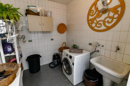 Casa à venda com 380m², 4 quartos e 3 vagasÁrea de Serviço