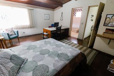 Casa à venda com 380m², 4 quartos e 3 vagasSuíte 4