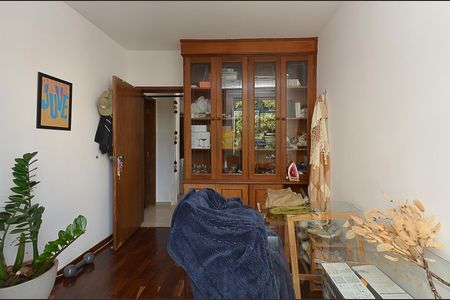 Apartamento à venda com 95m², 3 quartos e 2 vagasQuarto 2