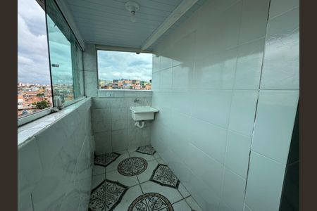 Área de Serviço de casa para alugar com 2 quartos, 100m² em Veloso, Osasco