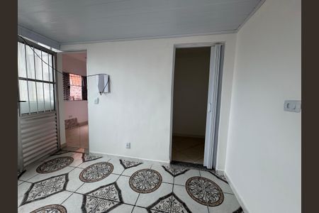 Casa para alugar com 100m², 2 quartos e sem vagaSala