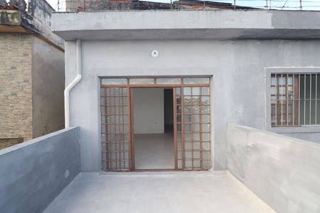 Varanda  de casa para alugar com 2 quartos, 60m² em Jardim Tremembe, São Paulo