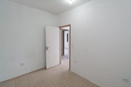 Quarto 1 de casa para alugar com 2 quartos, 60m² em Jardim Tremembe, São Paulo