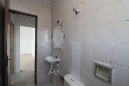 Casa para alugar com 60m², 2 quartos e sem vagaBanheiro 