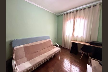 Casa à venda com 298m², 4 quartos e 2 vagasQuarto 3