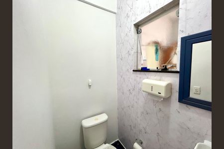 Casa à venda com 298m², 4 quartos e 2 vagasLavabo