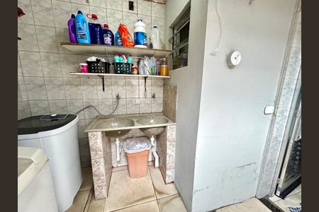 Casa à venda com 298m², 4 quartos e 2 vagasÁrea de Serviço