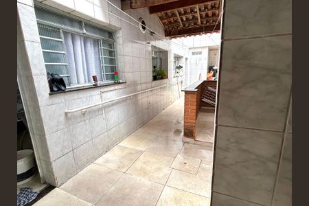 Casa à venda com 298m², 4 quartos e 2 vagasÁrea de Serviço