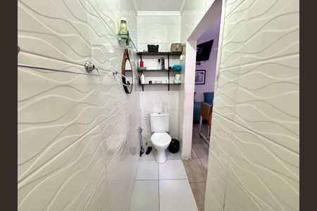 Casa à venda com 298m², 4 quartos e 2 vagasBanheiro 1