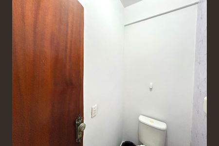 Casa à venda com 298m², 4 quartos e 2 vagasLavabo