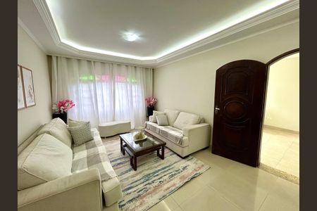 Sala de casa à venda com 4 quartos, 298m² em Macedo, Guarulhos
